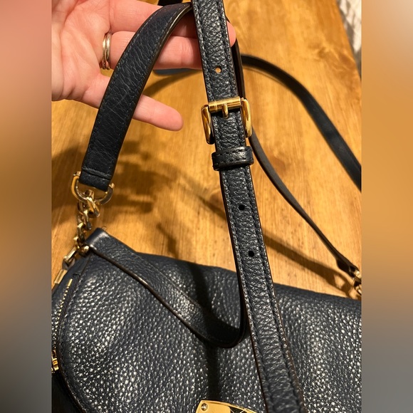 Michael Kors medium Bedford tassel purse - Picture 6 of 13